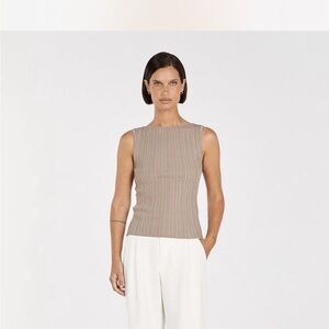 Dissh sienna top in taupe - size s